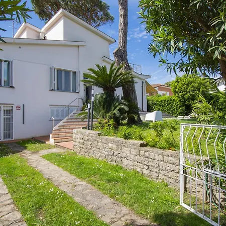 Villa Le Dune By Interhome Tirrenia